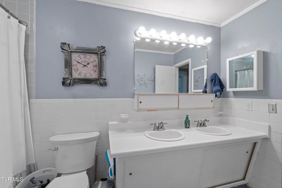 Photo #26: 1814 Brentwood Drive