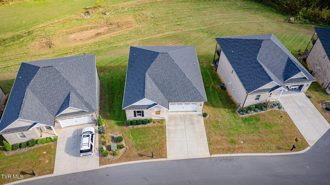 Photo #32: 217 Quiet Stroll Lane