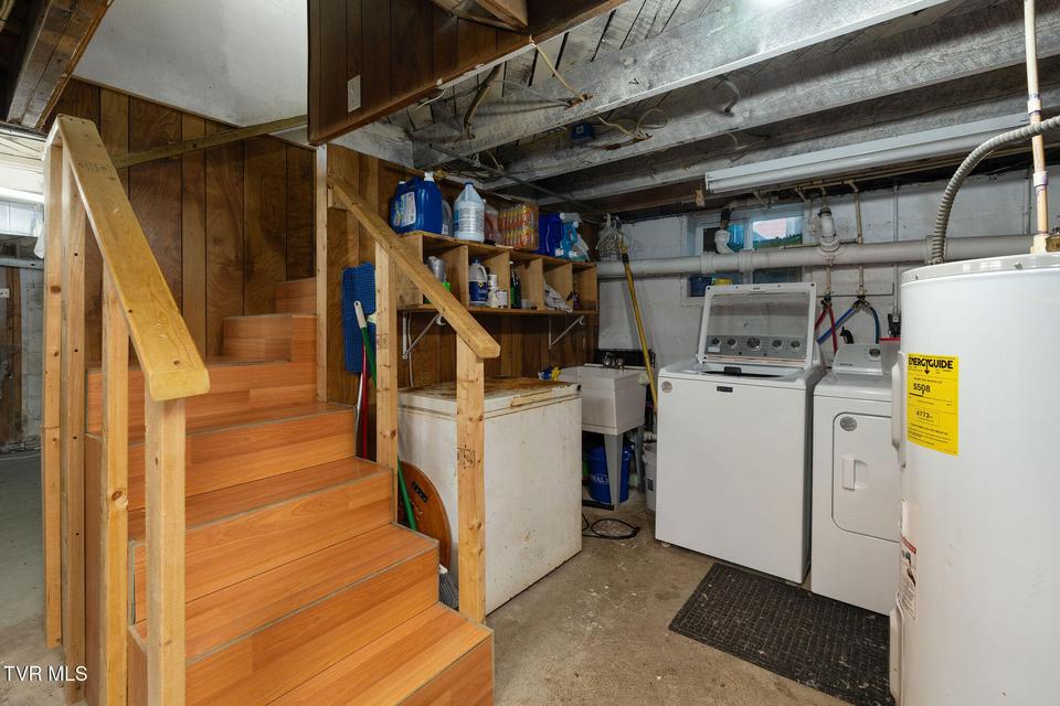 Photo #23: 811 Crescent Street