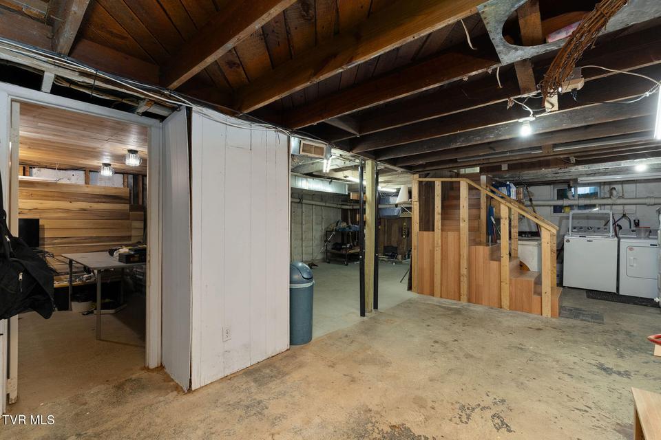 Photo #24: 811 Crescent Street