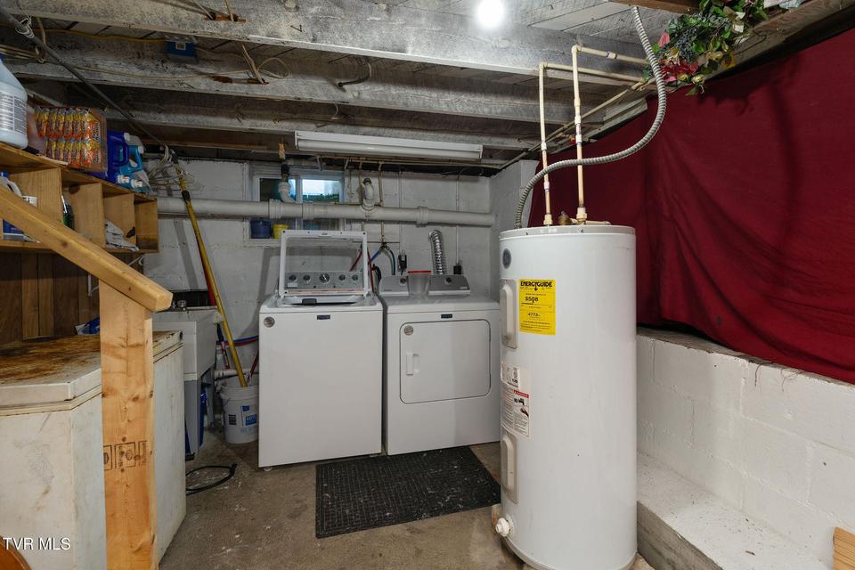 Photo #26: 811 Crescent Street