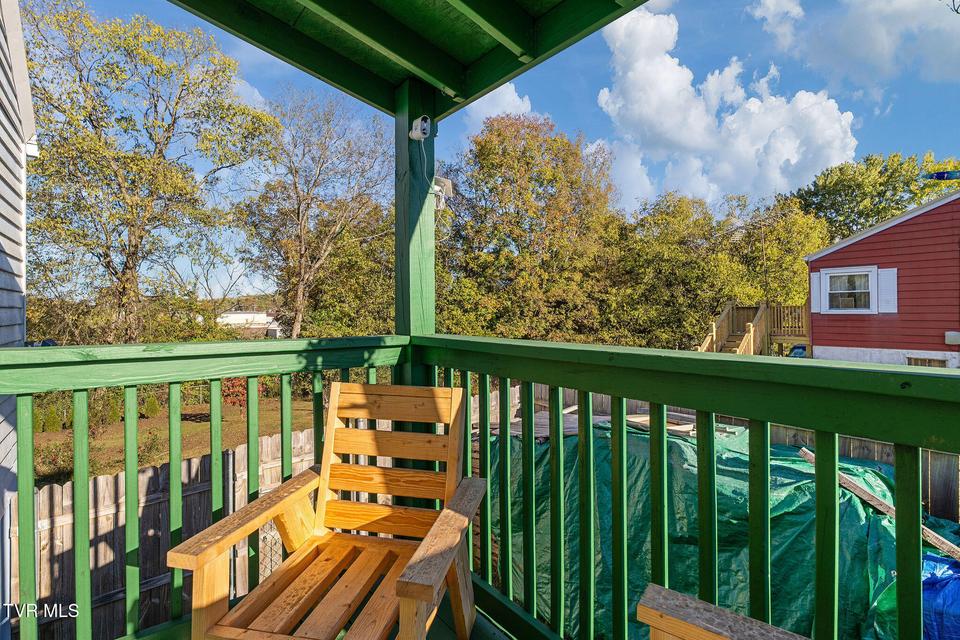 Photo #29: 811 Crescent Street