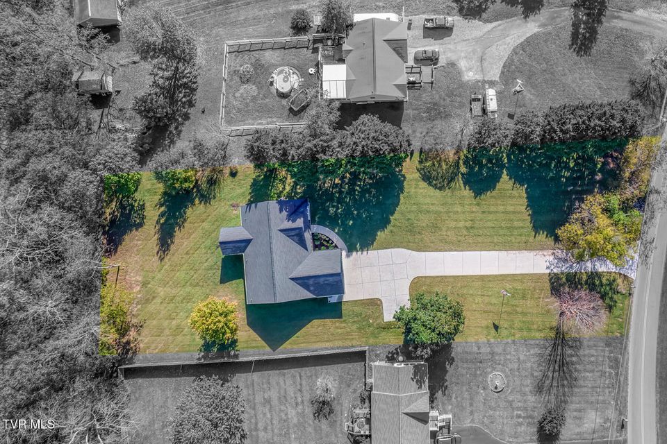 Photo #4: 168 County Farm Road