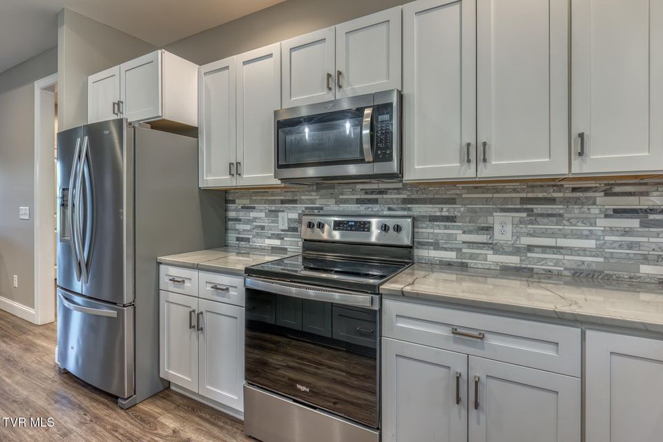 Photo #15: 168 County Farm Road