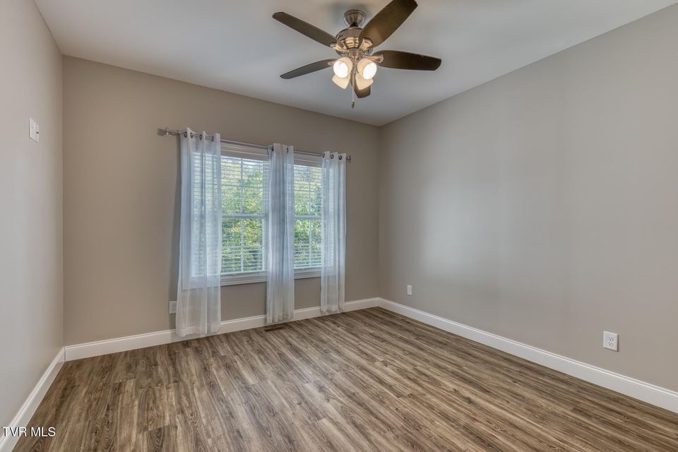 Photo #26: 168 County Farm Road