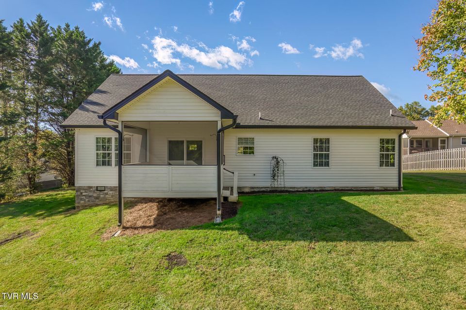 Photo #37: 168 County Farm Road