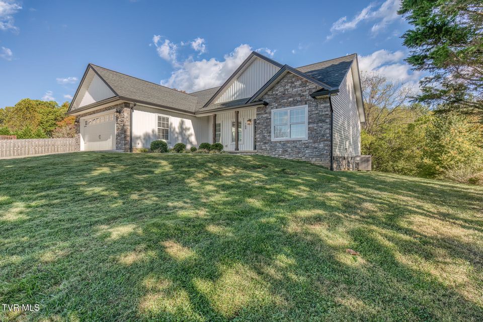 Photo #39: 168 County Farm Road