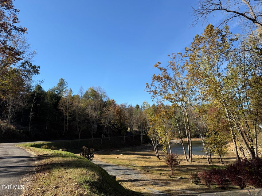 Photo #30: #26 Vineyard Valley Trail