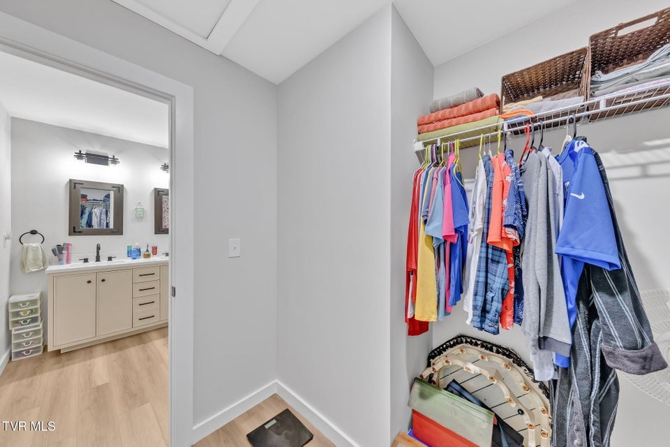 Photo #28: 4011 Neighborly Way