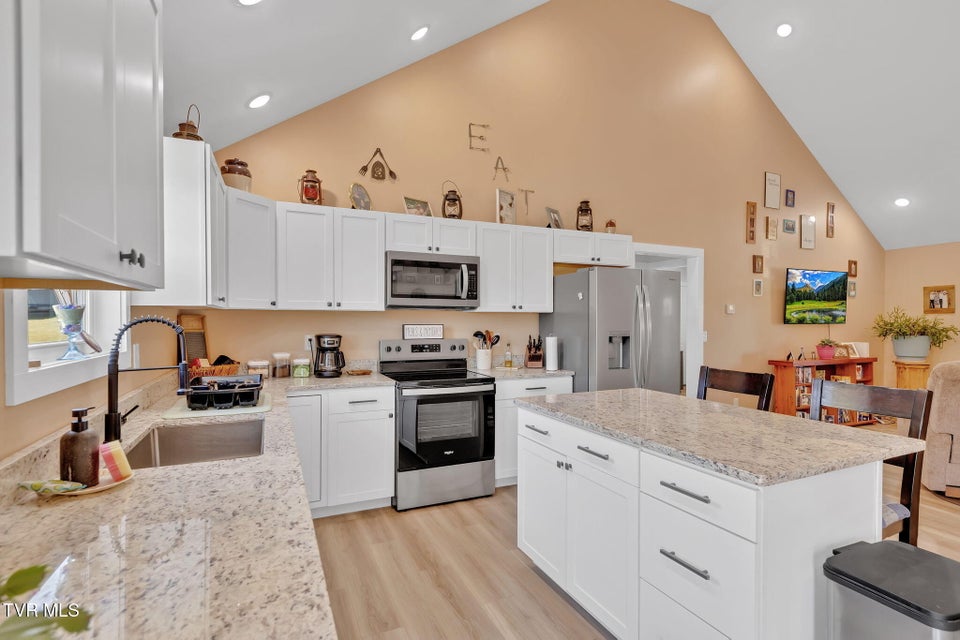 Photo #14: 4011 Neighborly Way