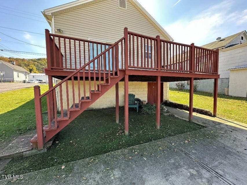 Photo #9: 1901 Anderson Street