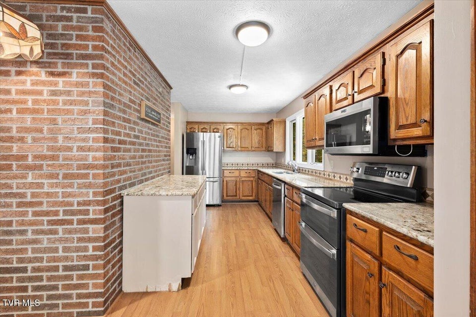 Photo #27: 133 Hickory Hollow Road