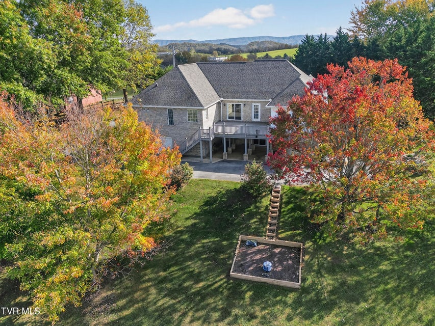 Photo #10: 625 Locust Street