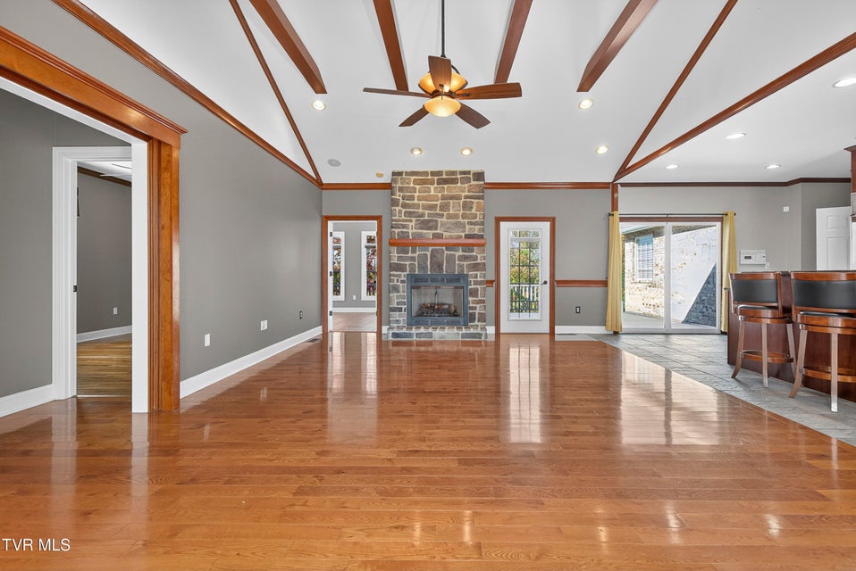 Photo #27: 625 Locust Street