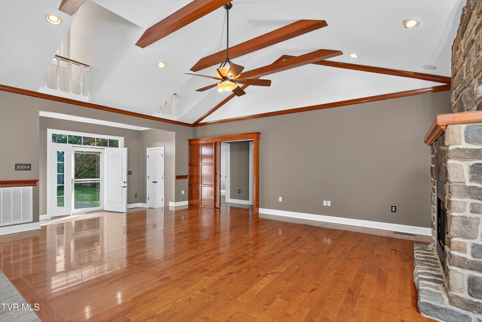 Photo #33: 625 Locust Street