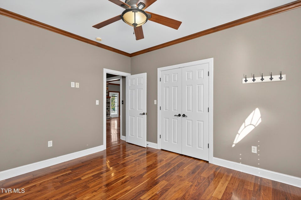 Photo #38: 625 Locust Street