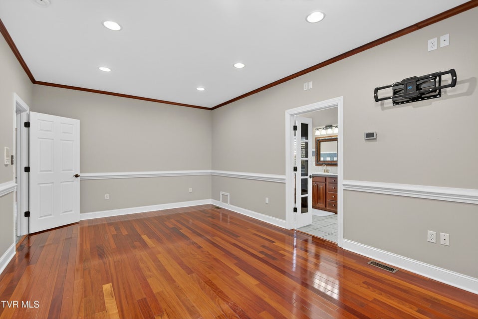 Photo #45: 625 Locust Street