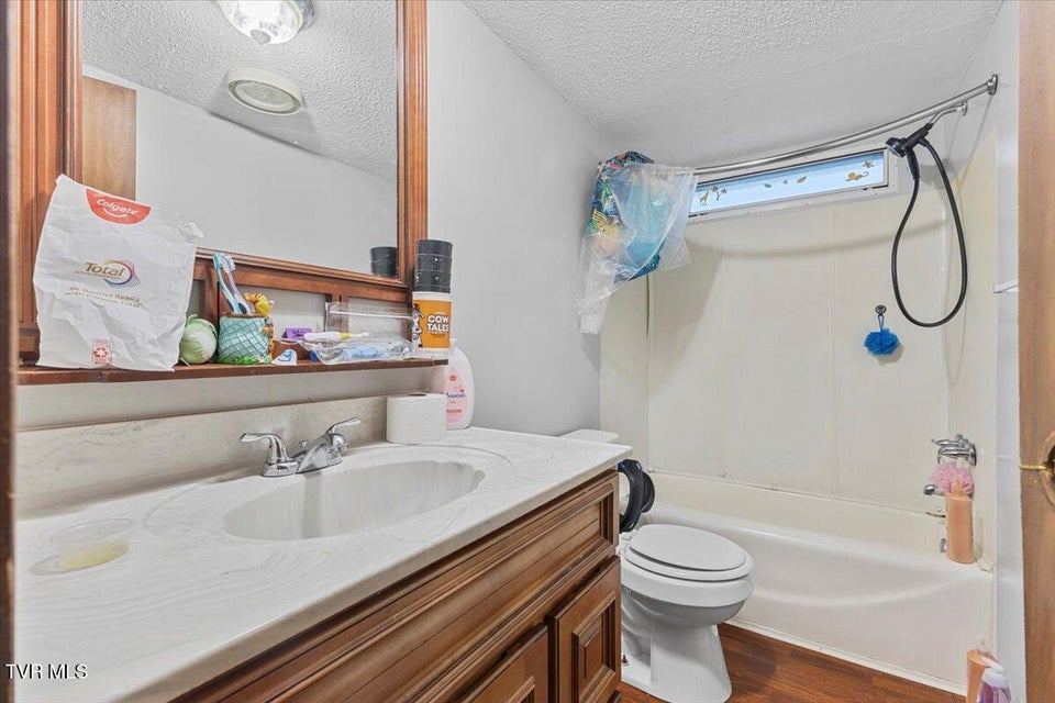 Photo #33: 1104 Rittertown Road