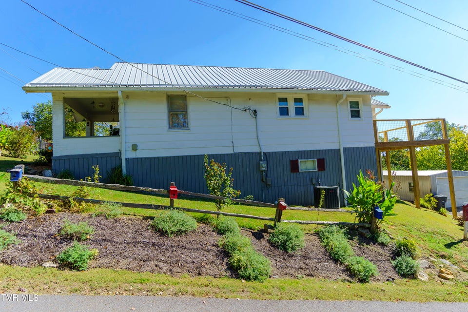 Photo #4: 1036 Oak Drive Circle