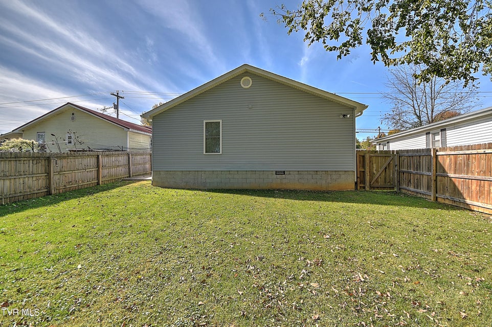 Photo #25: 722 Watauga Avenue