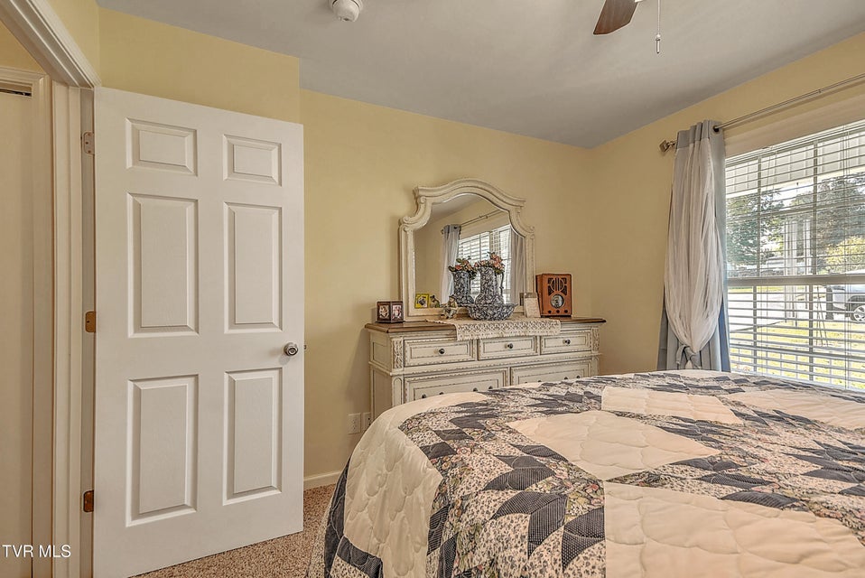 Photo #12: 722 Watauga Avenue