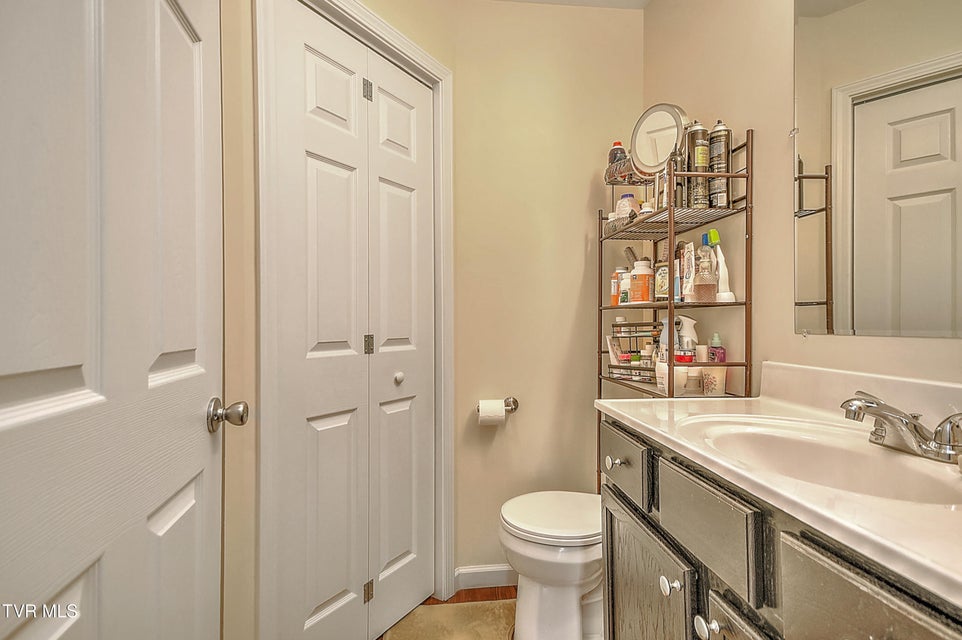 Photo #21: 722 Watauga Avenue