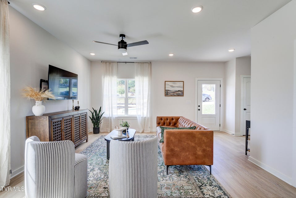 Photo #6: 4268 Gambrel Oaks St 