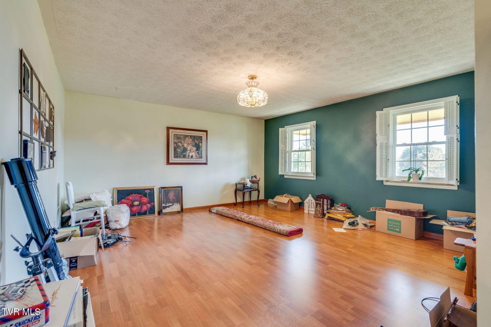 Photo #4: 402 Cherokee Lane