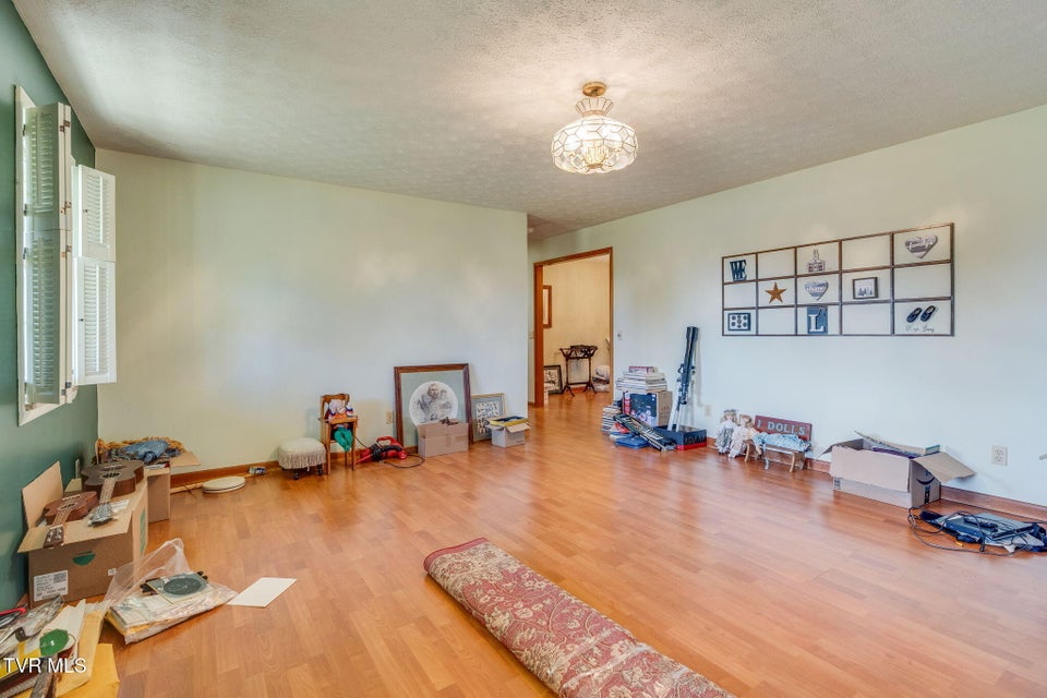 Photo #6: 402 Cherokee Lane