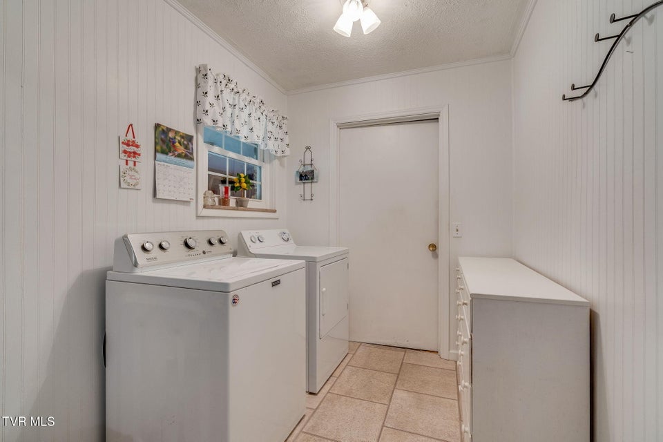 Photo #19: 402 Cherokee Lane