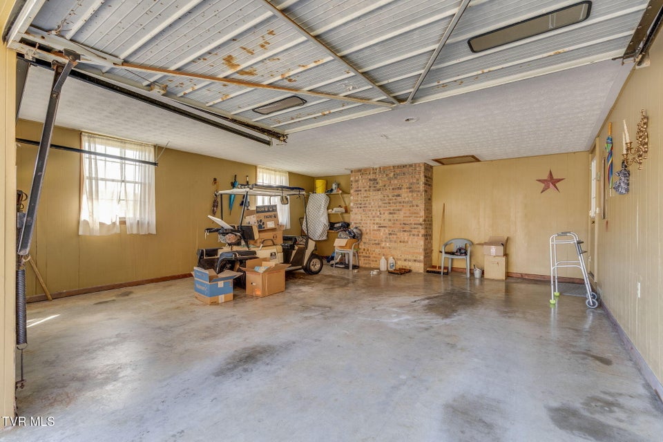 Photo #21: 402 Cherokee Lane