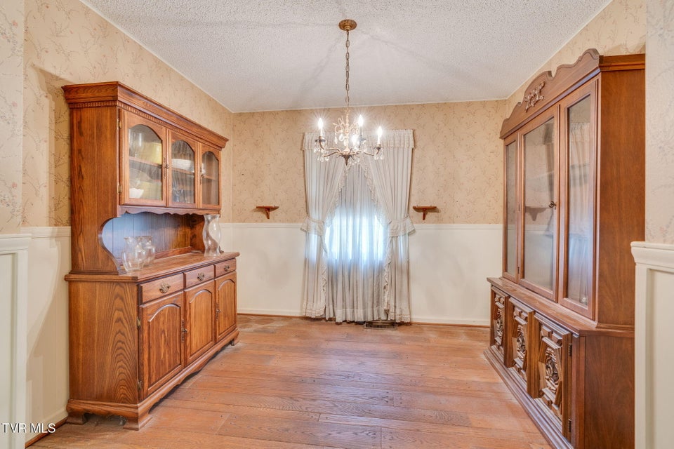 Photo #8: 2109 Main Street