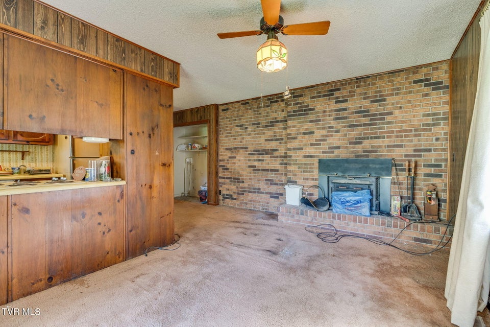 Photo #11: 2109 Main Street