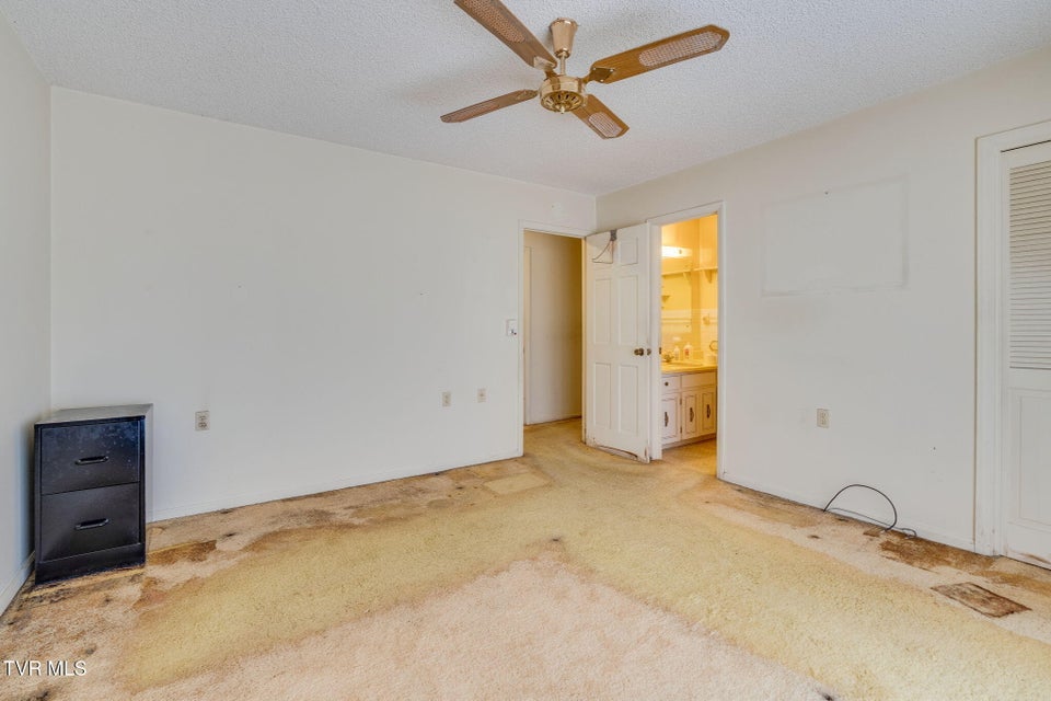 Photo #16: 2109 Main Street