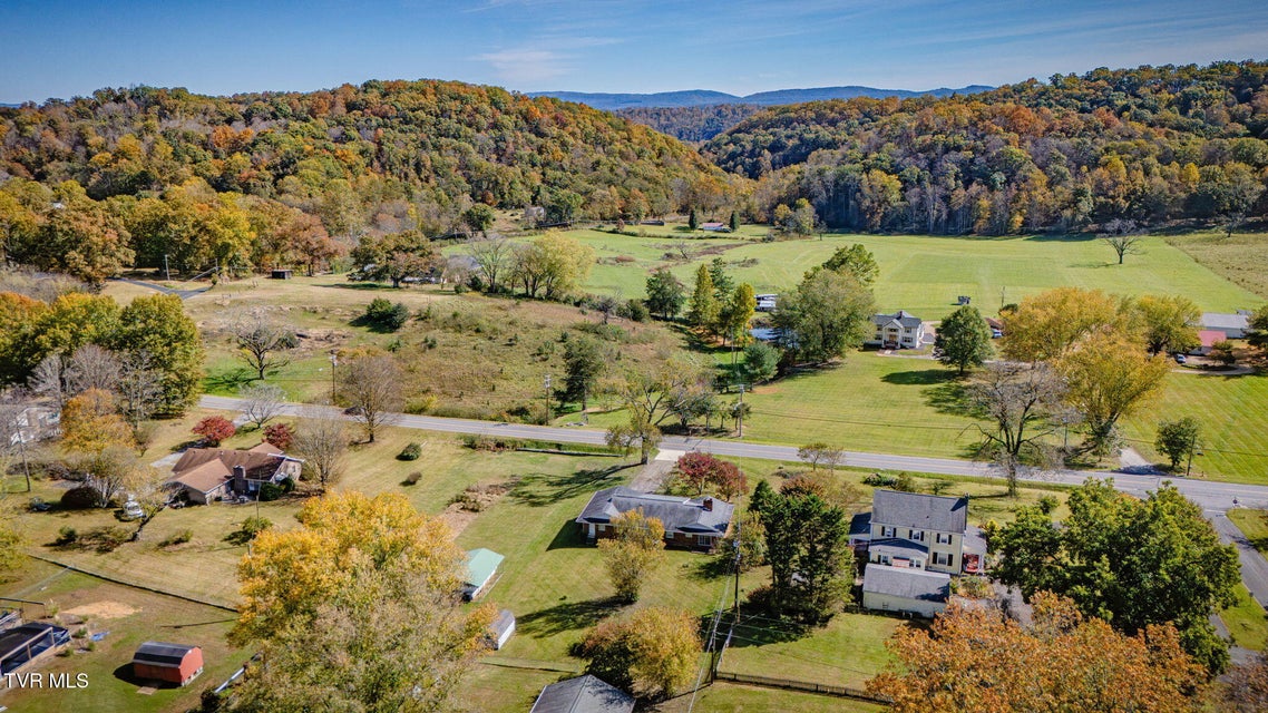 Photo #31: 2109 Main Street