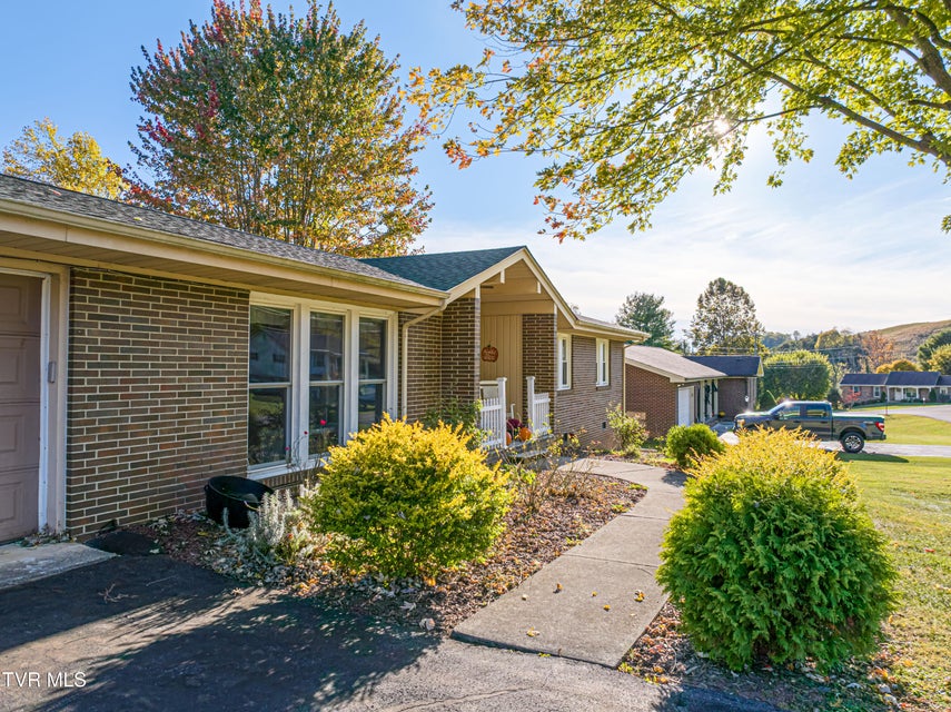 Photo #7: 7282 Southern View Road