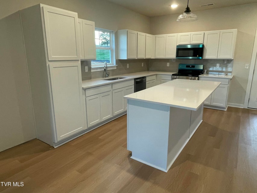 Photo #7: 4268 Gambrel Oaks St 