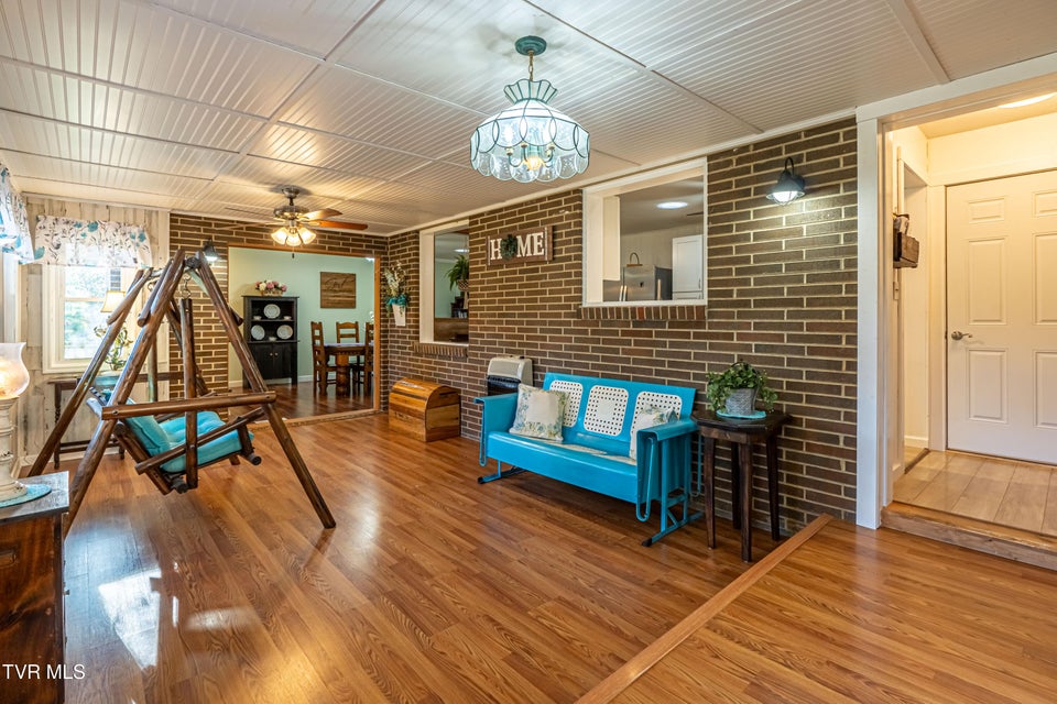 Photo #33: 7282 Southern View Road