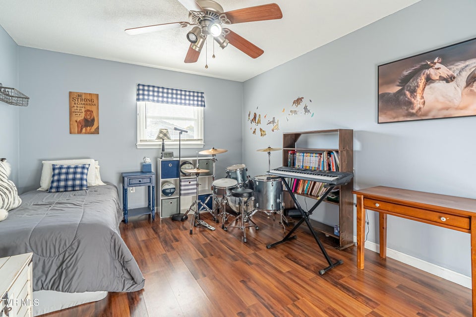 Photo #43: 7282 Southern View Road