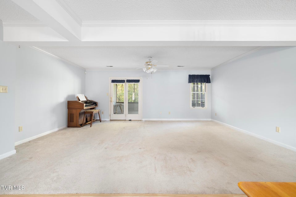 Photo #12: 1725 Lakeview Drive