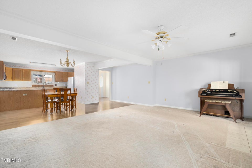 Photo #14: 1725 Lakeview Drive