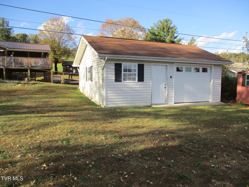 Photo #19: 507 Spruce Street