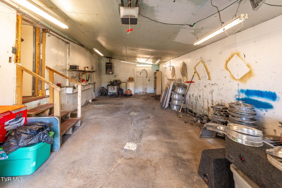 Photo #28: 563 U S Highway 23 