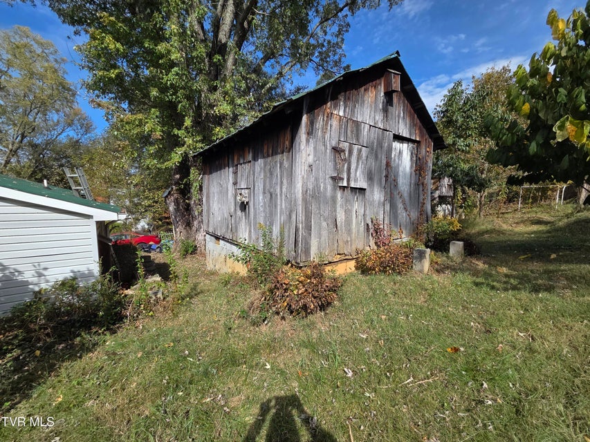 Photo #24: 140 New Street