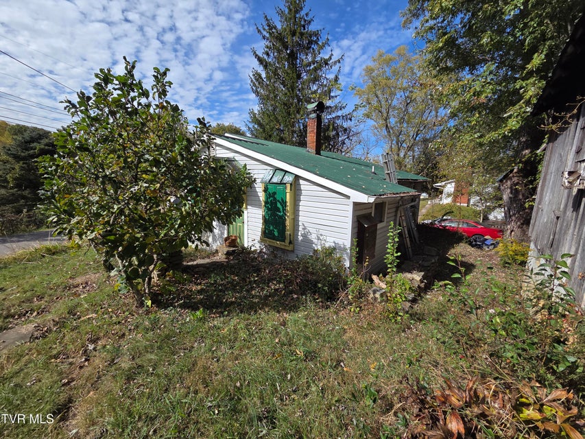 Photo #26: 140 New Street