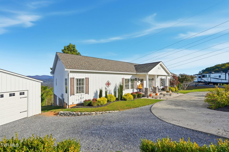 Photo #2: 4886 Eagle Pointe Drive