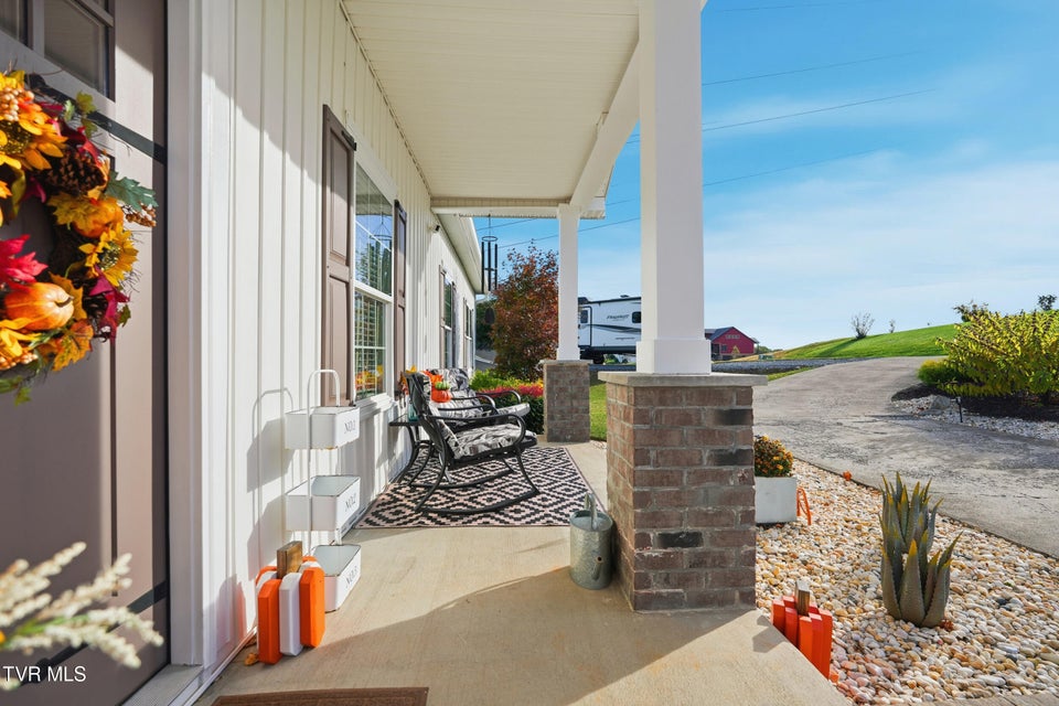 Photo #3: 4886 Eagle Pointe Drive