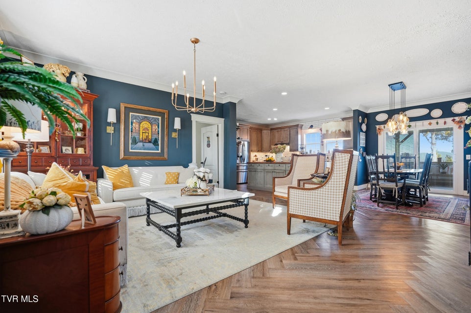 Photo #5: 4886 Eagle Pointe Drive