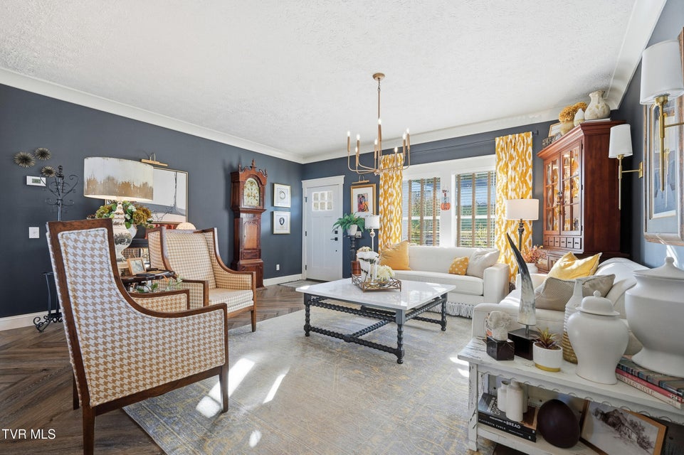 Photo #7: 4886 Eagle Pointe Drive