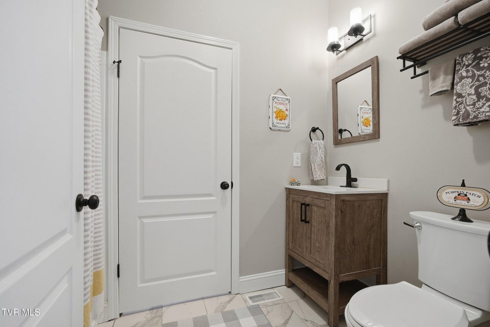 Photo #18: 4886 Eagle Pointe Drive